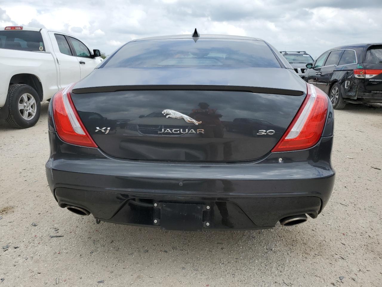 Photo 5 VIN: SAJWA1C77K8W19108 - JAGUAR XJ 