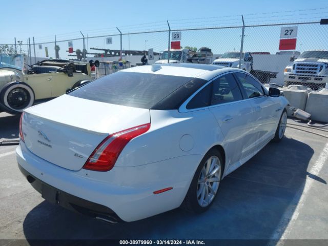 Photo 3 VIN: SAJWA1C7XH8W04725 - JAGUAR XJ 