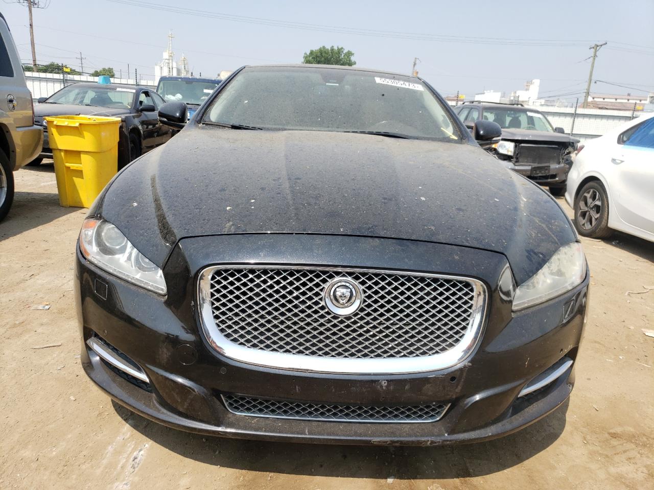 Photo 4 VIN: SAJWA1CB2BLV17894 - JAGUAR XJ 