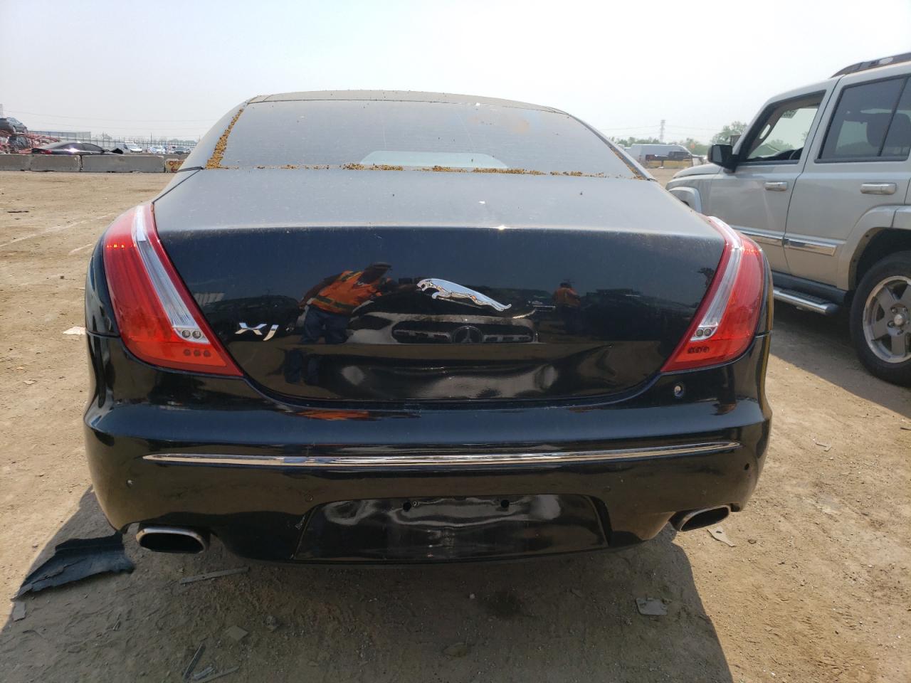 Photo 5 VIN: SAJWA1CB2BLV17894 - JAGUAR XJ 