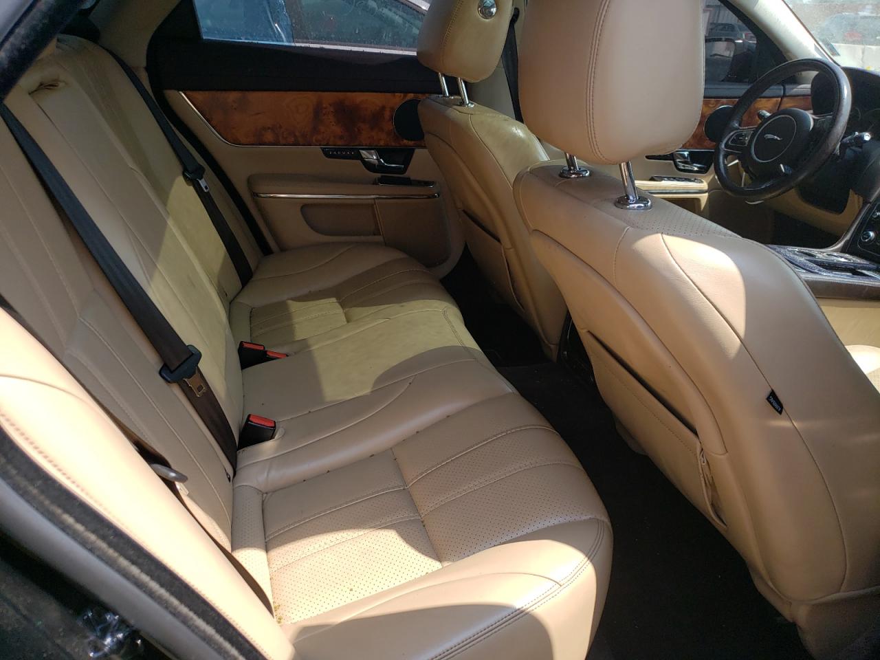 Photo 9 VIN: SAJWA1CB2BLV17894 - JAGUAR XJ 