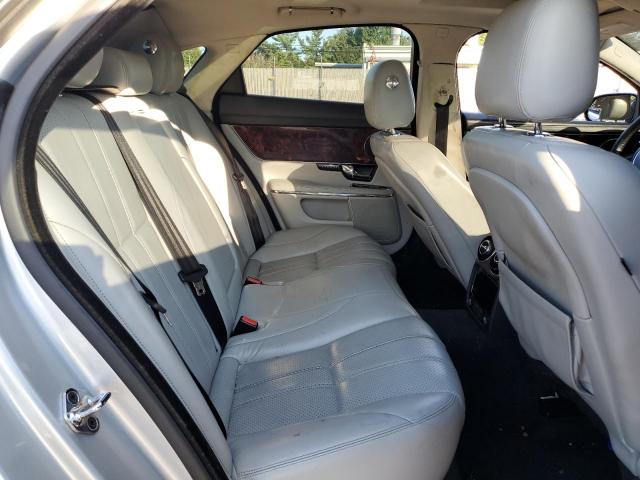 Photo 9 VIN: SAJWA1CB2CLV38228 - JAGUAR XJ 