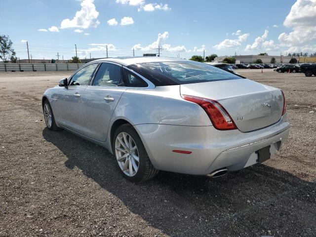 Photo 2 VIN: SAJWA1CB4CLV30390 - JAGUAR XJ 