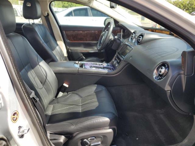 Photo 4 VIN: SAJWA1CB4CLV30390 - JAGUAR XJ 