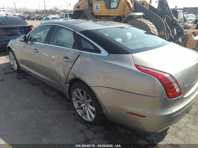 Photo 2 VIN: SAJWA1CB4CLV37176 - JAGUAR XJ 