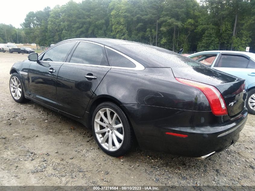 Photo 2 VIN: SAJWA1CB5BLV16982 - JAGUAR XJ 