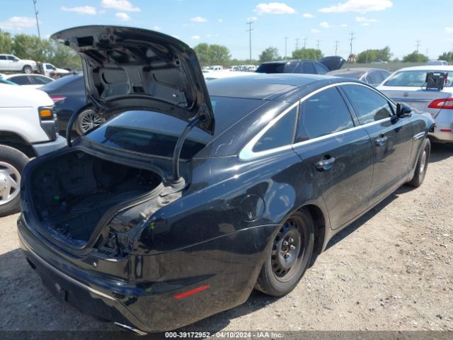 Photo 3 VIN: SAJWA1CB7BLV09788 - JAGUAR XJ 