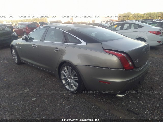 Photo 2 VIN: SAJWA1CB9BLV12417 - JAGUAR XJ 