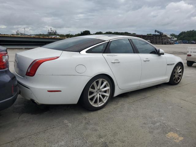 Photo 2 VIN: SAJWA1CBXBLV21725 - JAGUAR XJ 