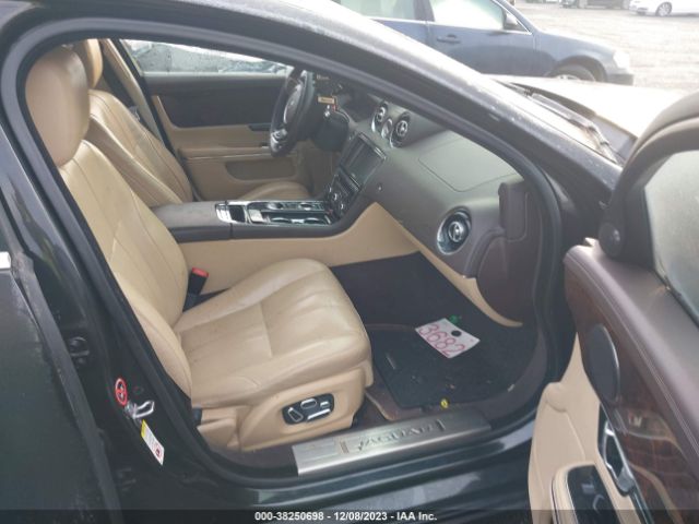 Photo 4 VIN: SAJWA1CZXE8V74400 - JAGUAR XJ 