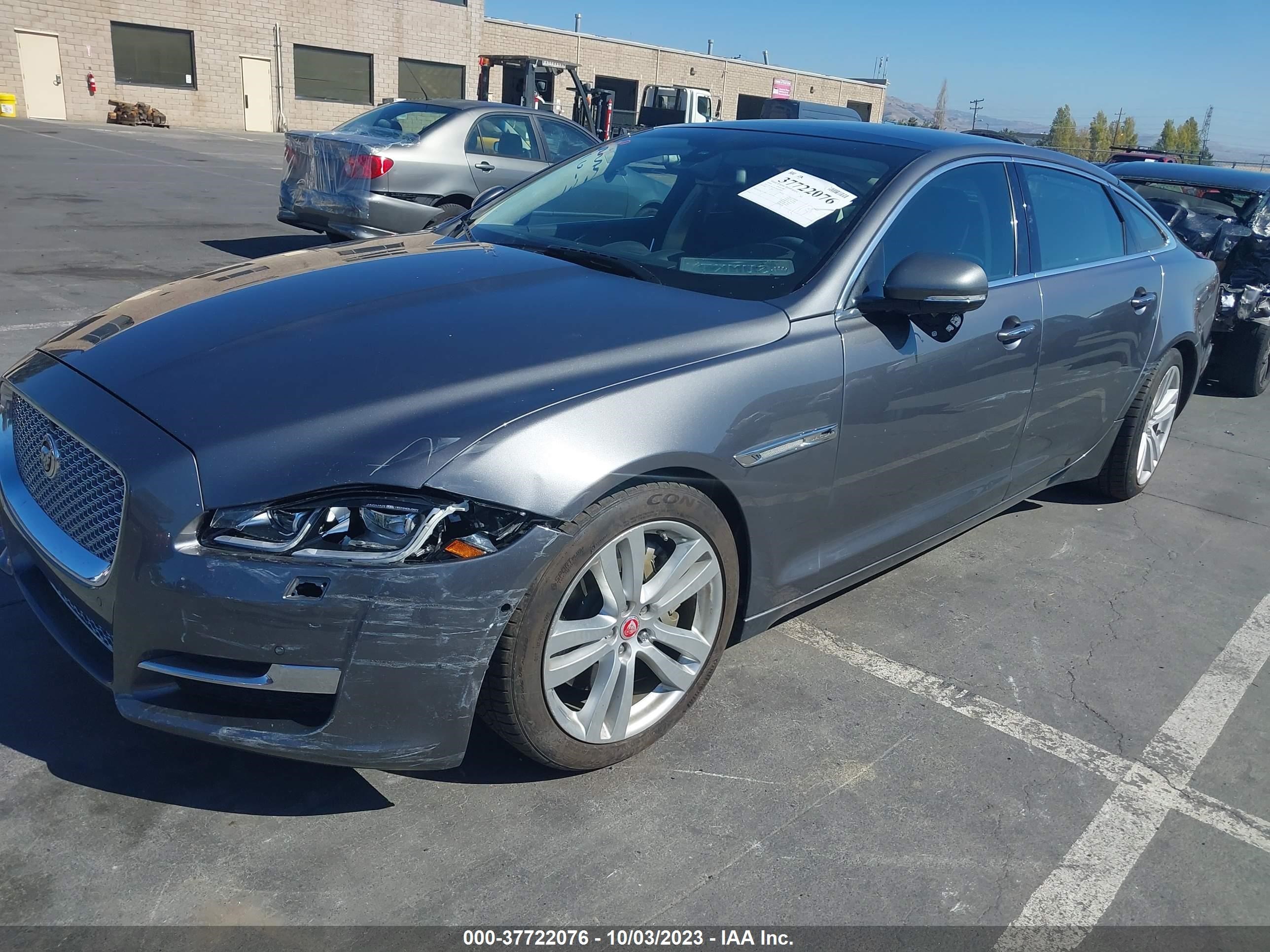 Photo 5 VIN: SAJWA2G72G8V96814 - JAGUAR XJ 