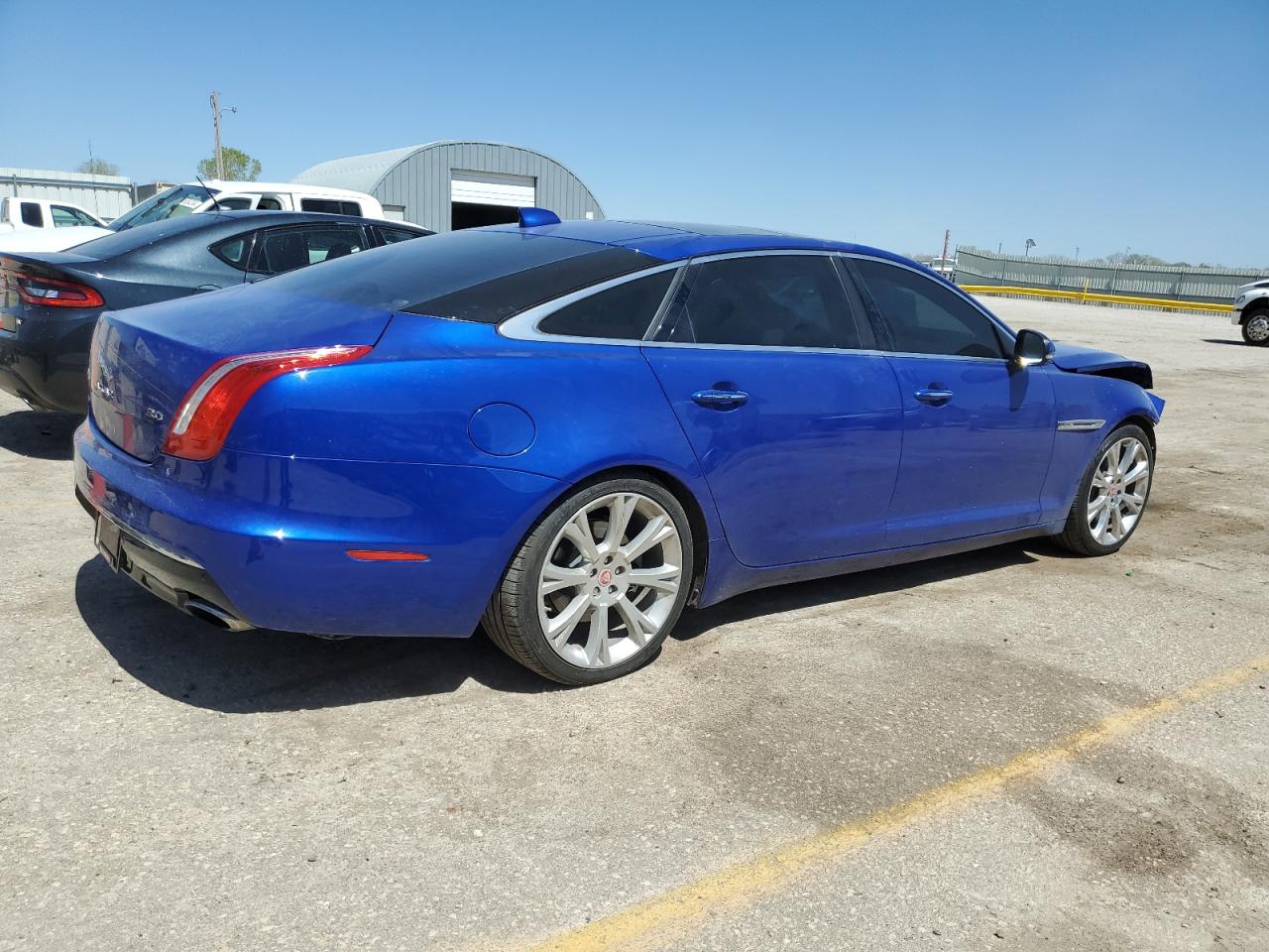 Photo 2 VIN: SAJWA2G75H8W05099 - JAGUAR XJ 