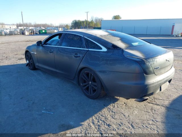 Photo 2 VIN: SAJWA2GB0BLV14556 - JAGUAR XJ 