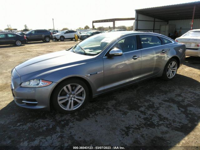 Photo 1 VIN: SAJWA2GB2CLV27133 - JAGUAR XJ 