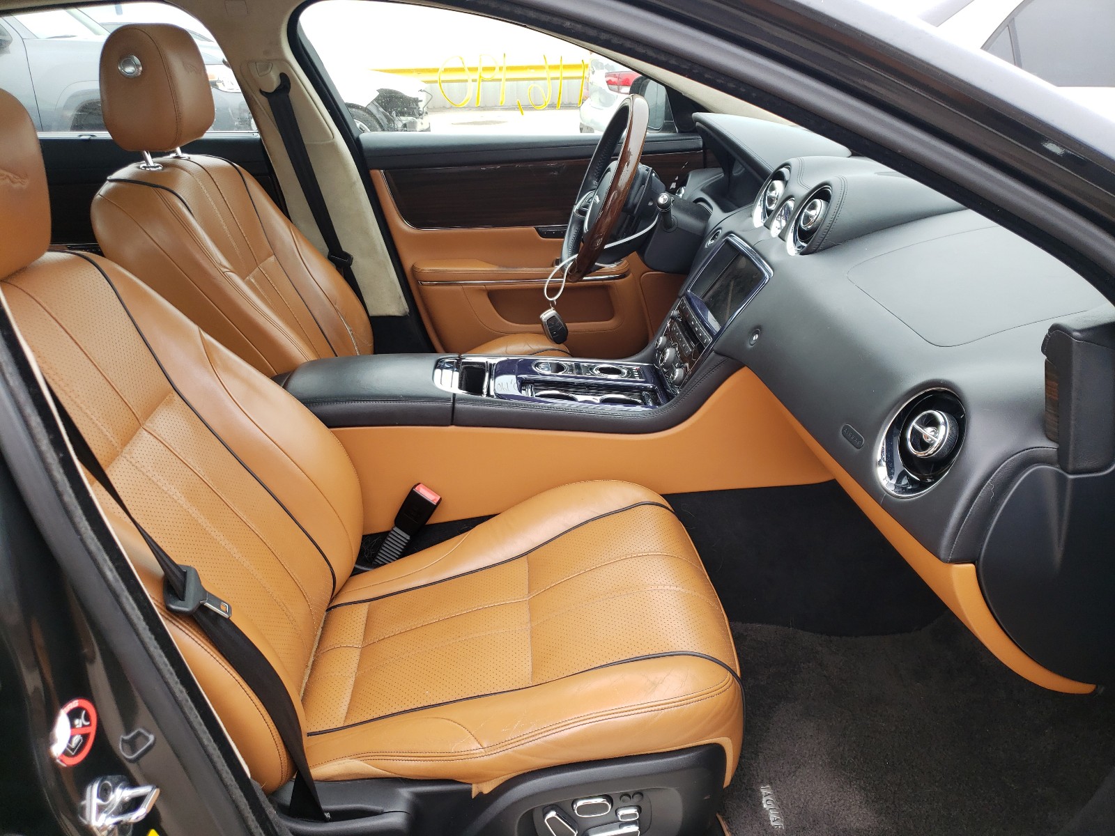 Photo 4 VIN: SAJWA2GB2CLV29383 - JAGUAR XJL 