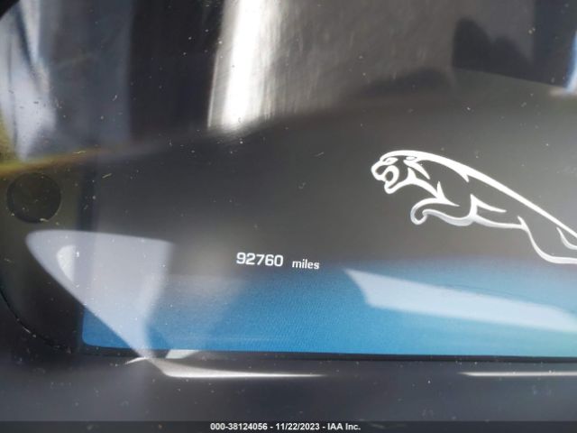 Photo 6 VIN: SAJWA2GB3BLV13109 - JAGUAR XJ 