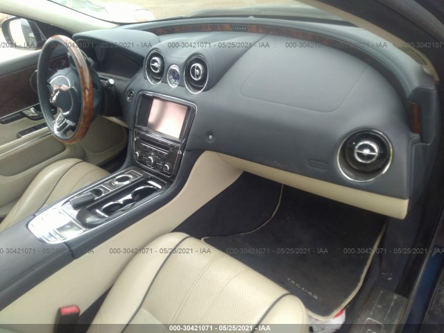 Photo 4 VIN: SAJWA2GB3BLV17564 - JAGUAR XJ 