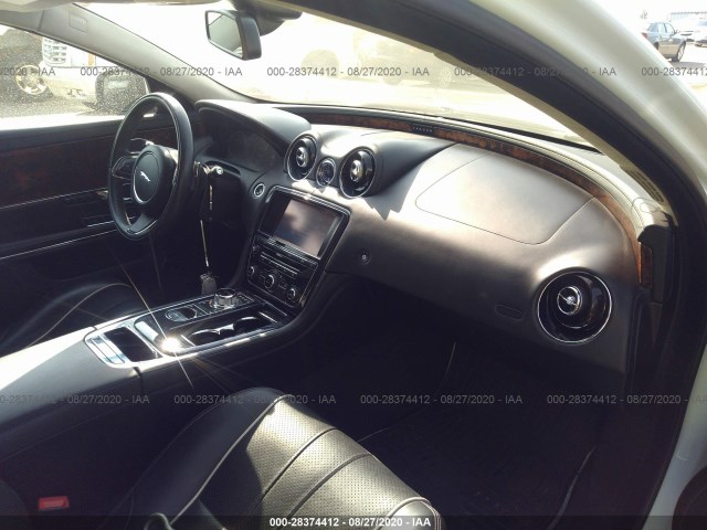 Photo 4 VIN: SAJWA2GB3CLV22944 - JAGUAR XJ 