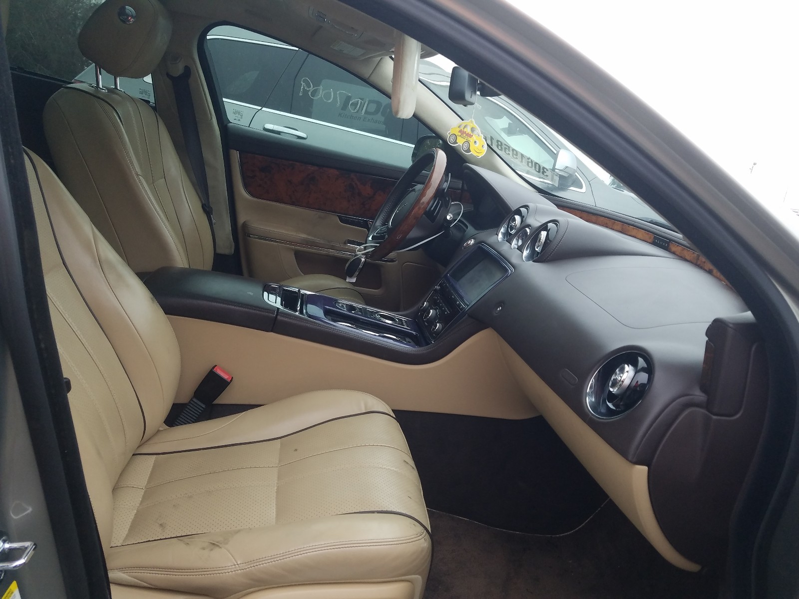 Photo 4 VIN: SAJWA2GB4BLV12521 - JAGUAR XJL 