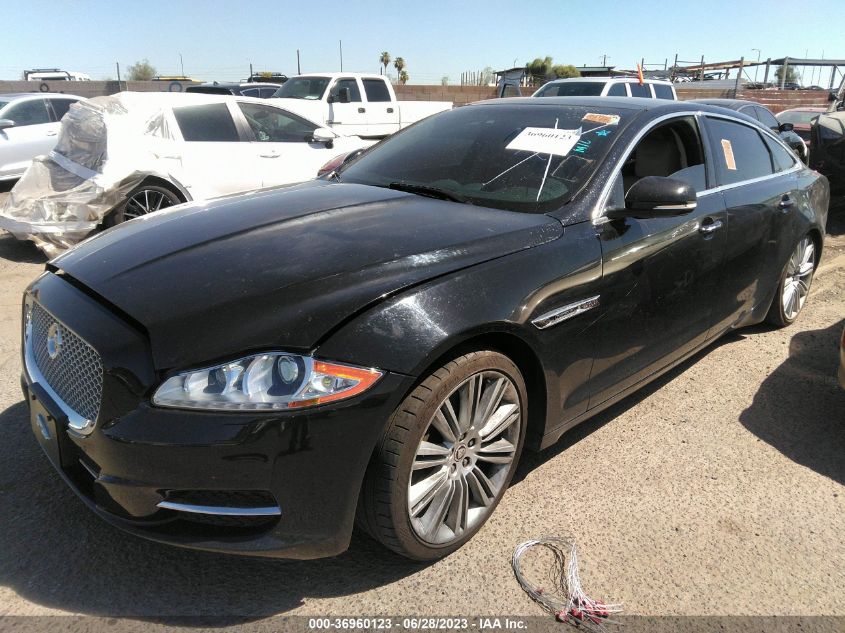 Photo 1 VIN: SAJWA2GB4CLV34522 - JAGUAR XJ 