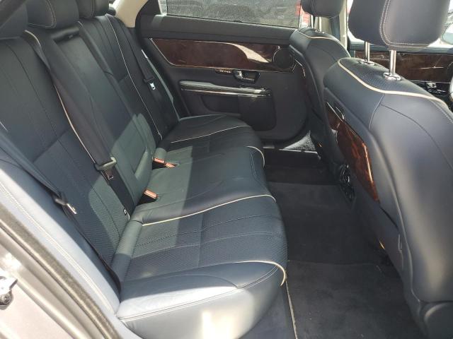 Photo 9 VIN: SAJWA2GB4CLV38361 - JAGUAR XJ 