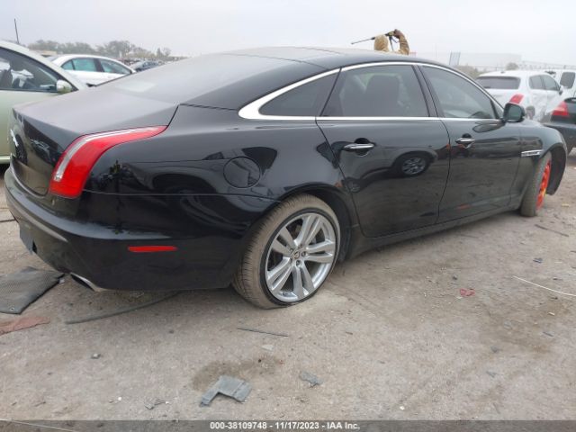 Photo 3 VIN: SAJWA2GB5CLV23495 - JAGUAR XJ 