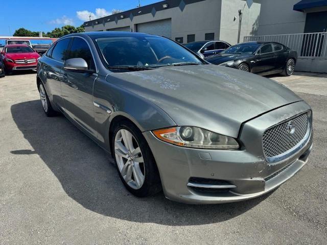 Photo 3 VIN: SAJWA2GB6BLV14416 - JAGUAR XJ 