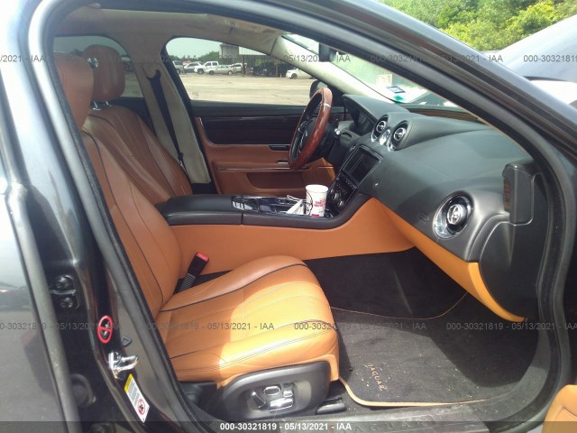 Photo 4 VIN: SAJWA2GB6CLV33310 - JAGUAR XJ 