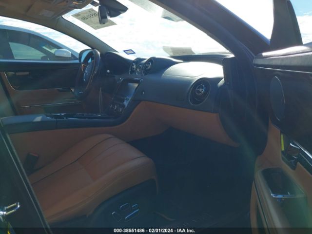 Photo 4 VIN: SAJWA2GB7BLV10486 - JAGUAR XJ 