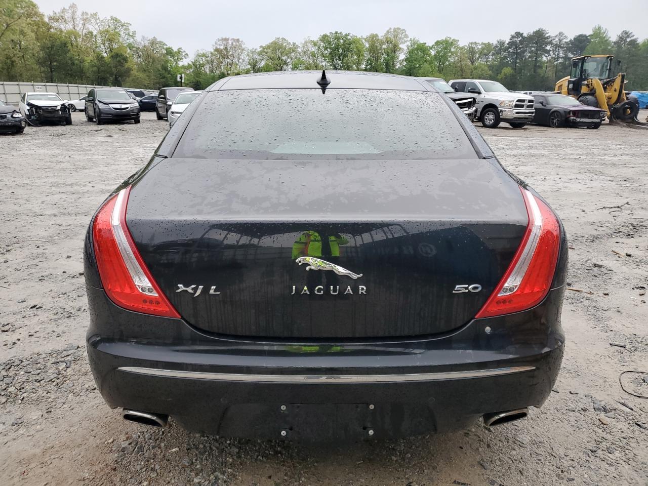 Photo 5 VIN: SAJWA2GB7DLV44477 - JAGUAR XJ 