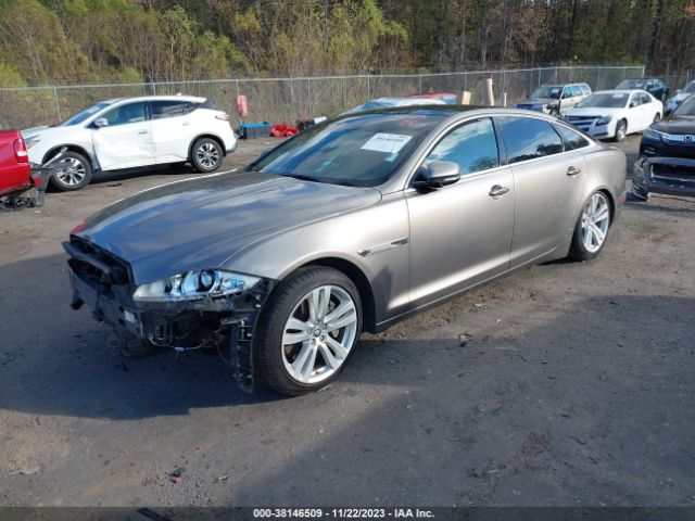 Photo 1 VIN: SAJWA2GB8BLV12134 - JAGUAR XJ 