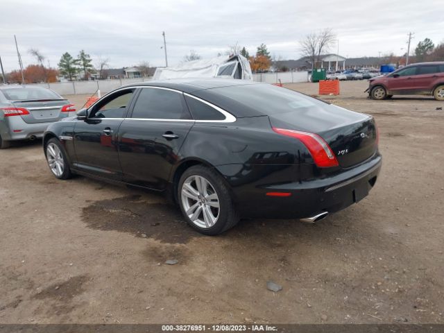 Photo 2 VIN: SAJWA2GB8BLV17236 - JAGUAR XJL 