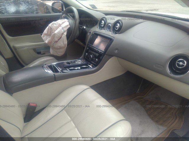 Photo 4 VIN: SAJWA2GB9BLV08982 - JAGUAR XJ 