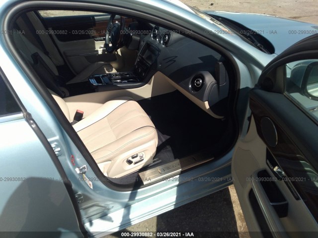 Photo 4 VIN: SAJWA2GB9CLV23189 - JAGUAR XJ 