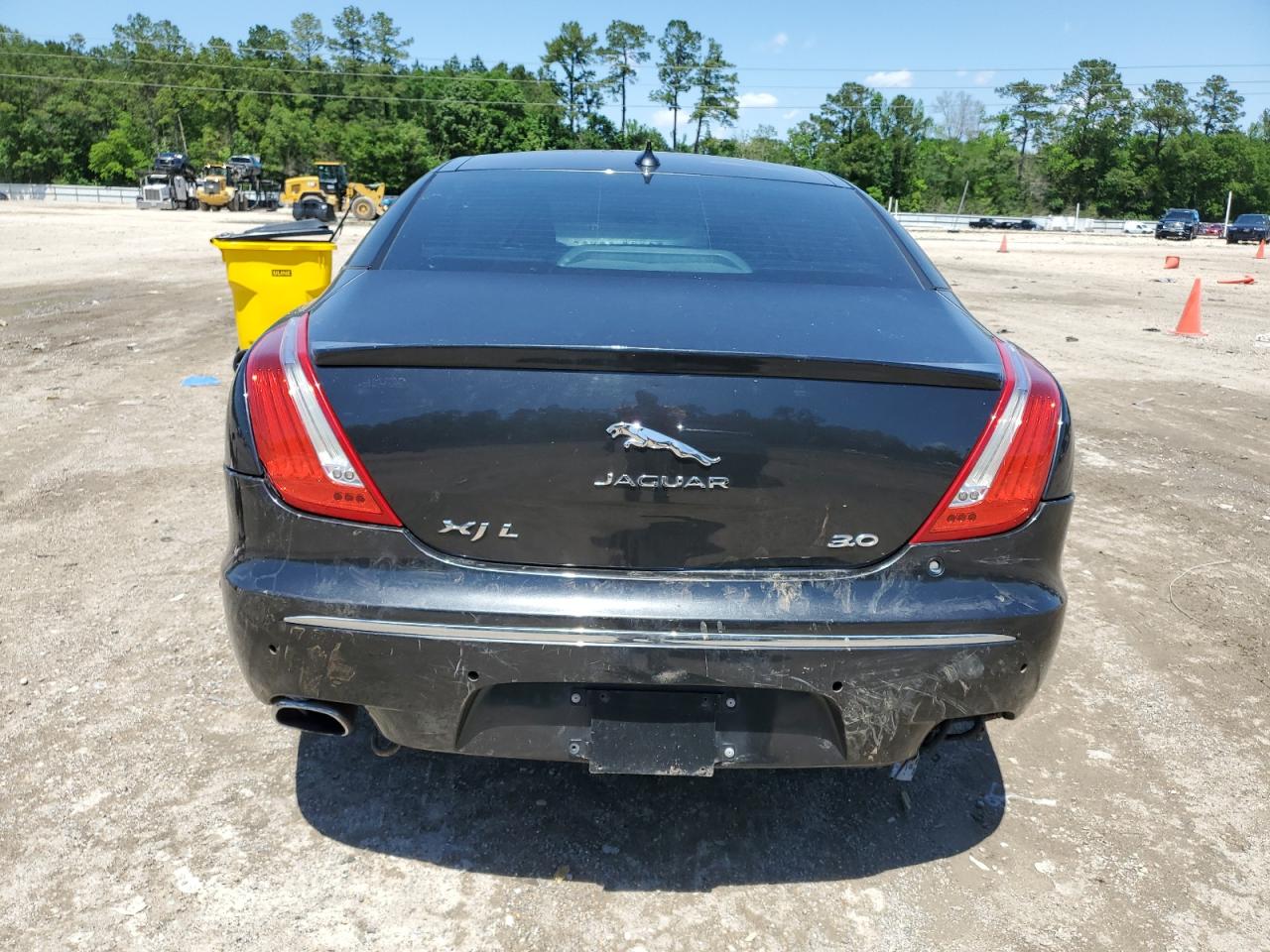 Photo 5 VIN: SAJWA2GZ0F8V85388 - JAGUAR XJ 