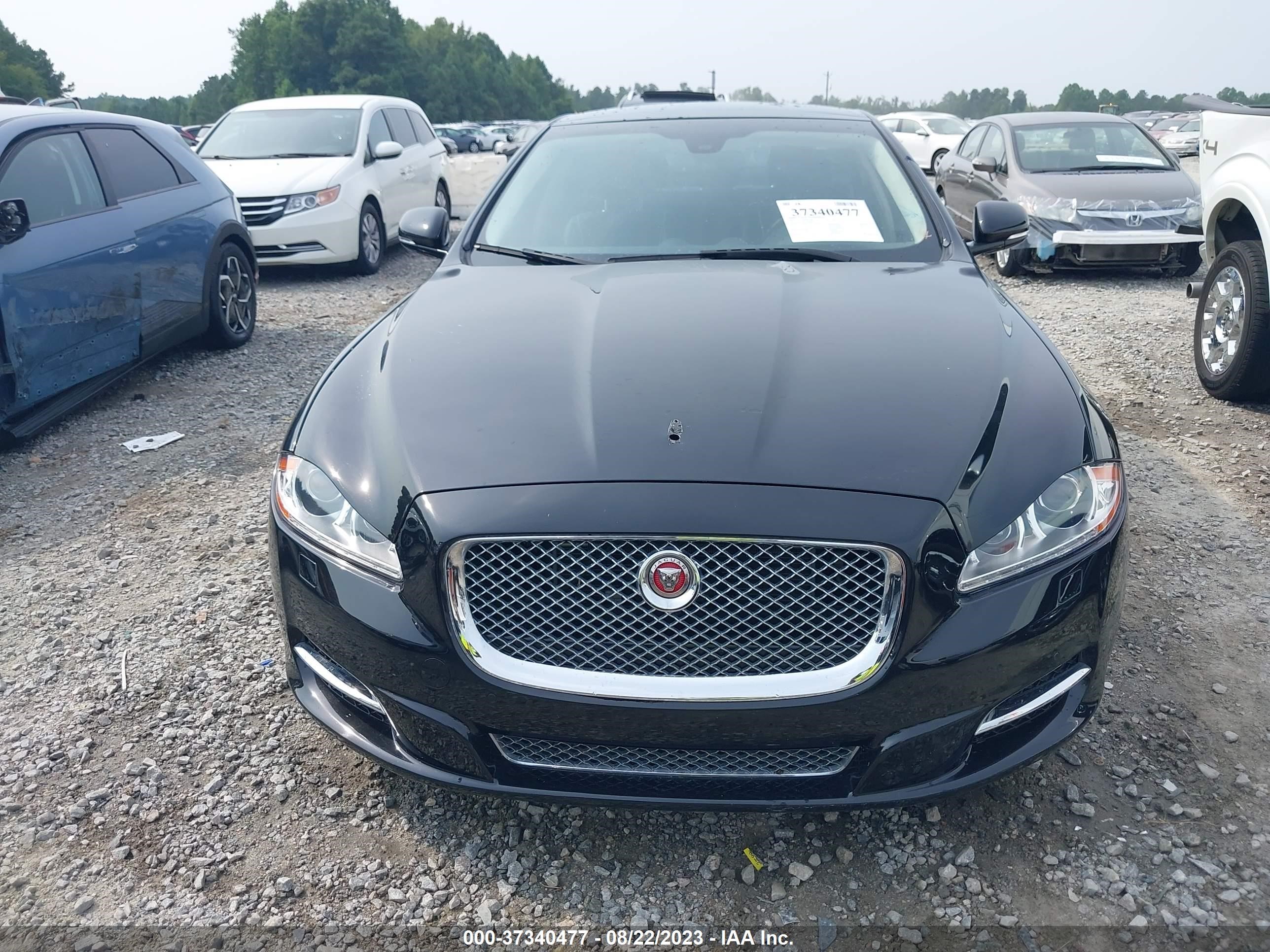 Photo 12 VIN: SAJWA2GZ2F8V86056 - JAGUAR XJ 