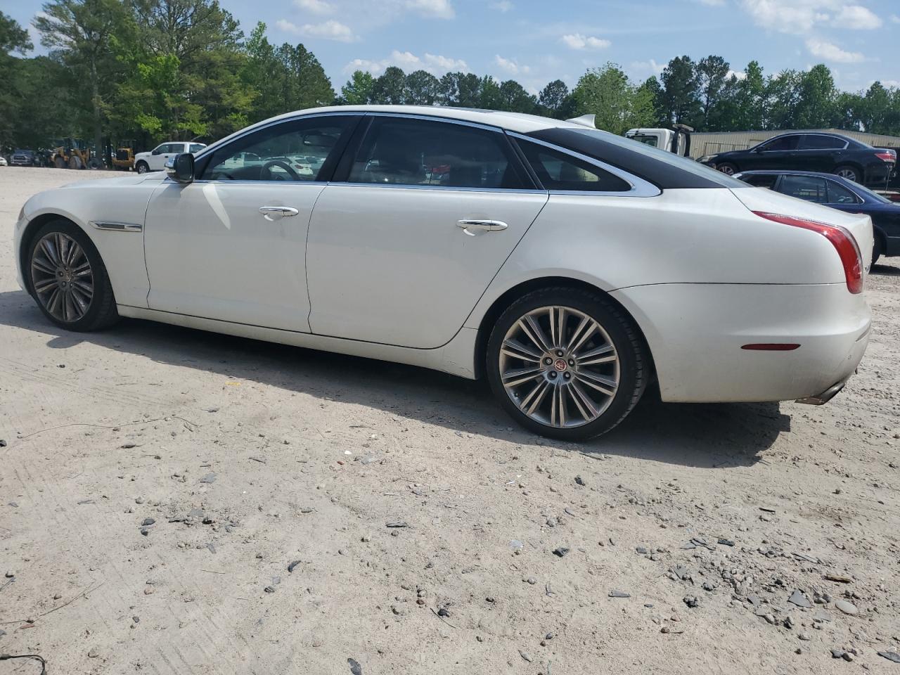 Photo 1 VIN: SAJWA2GZ2F8V89913 - JAGUAR XJ 