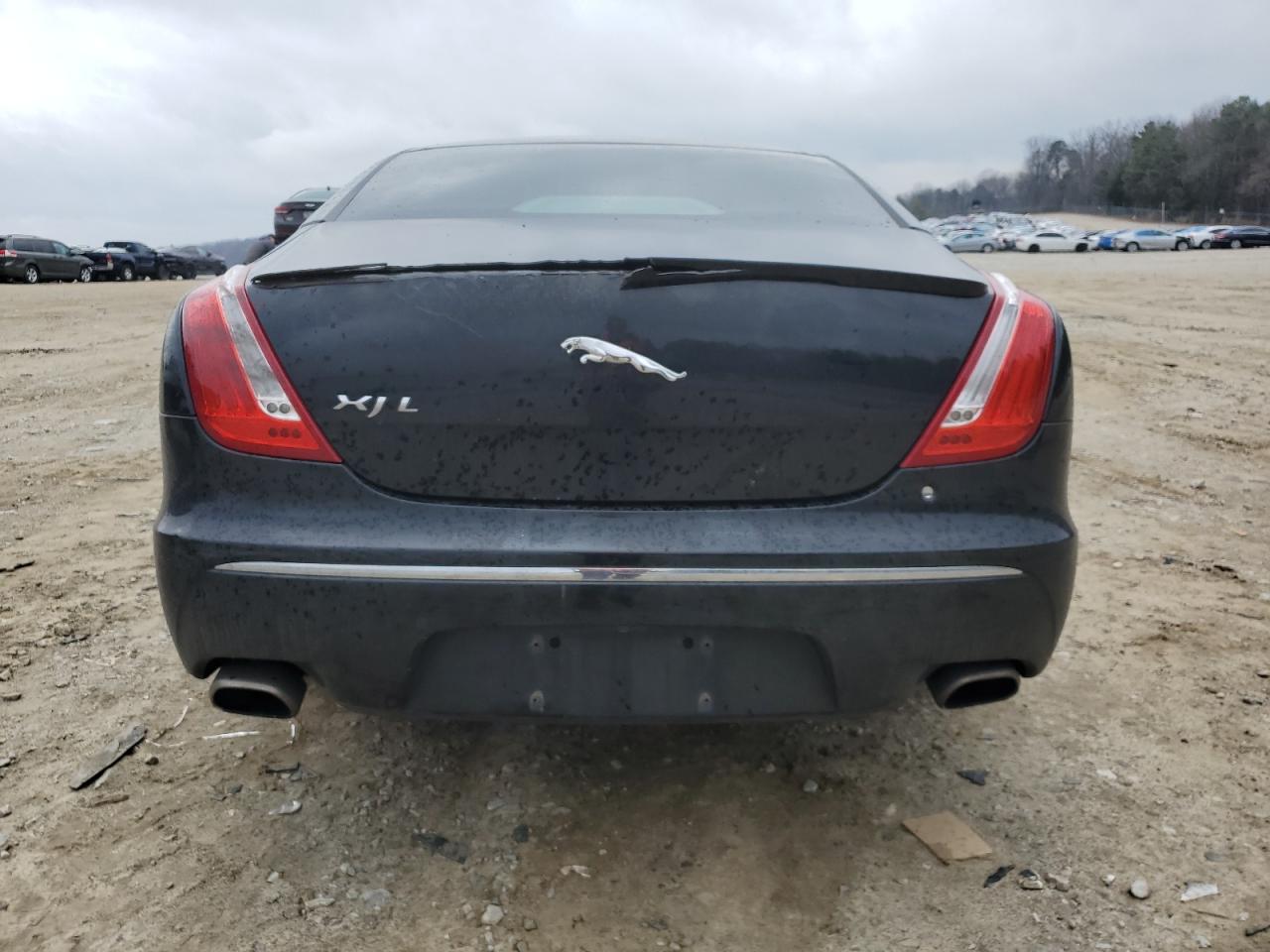 Photo 5 VIN: SAJWA3KE3CMV32438 - JAGUAR XJ 