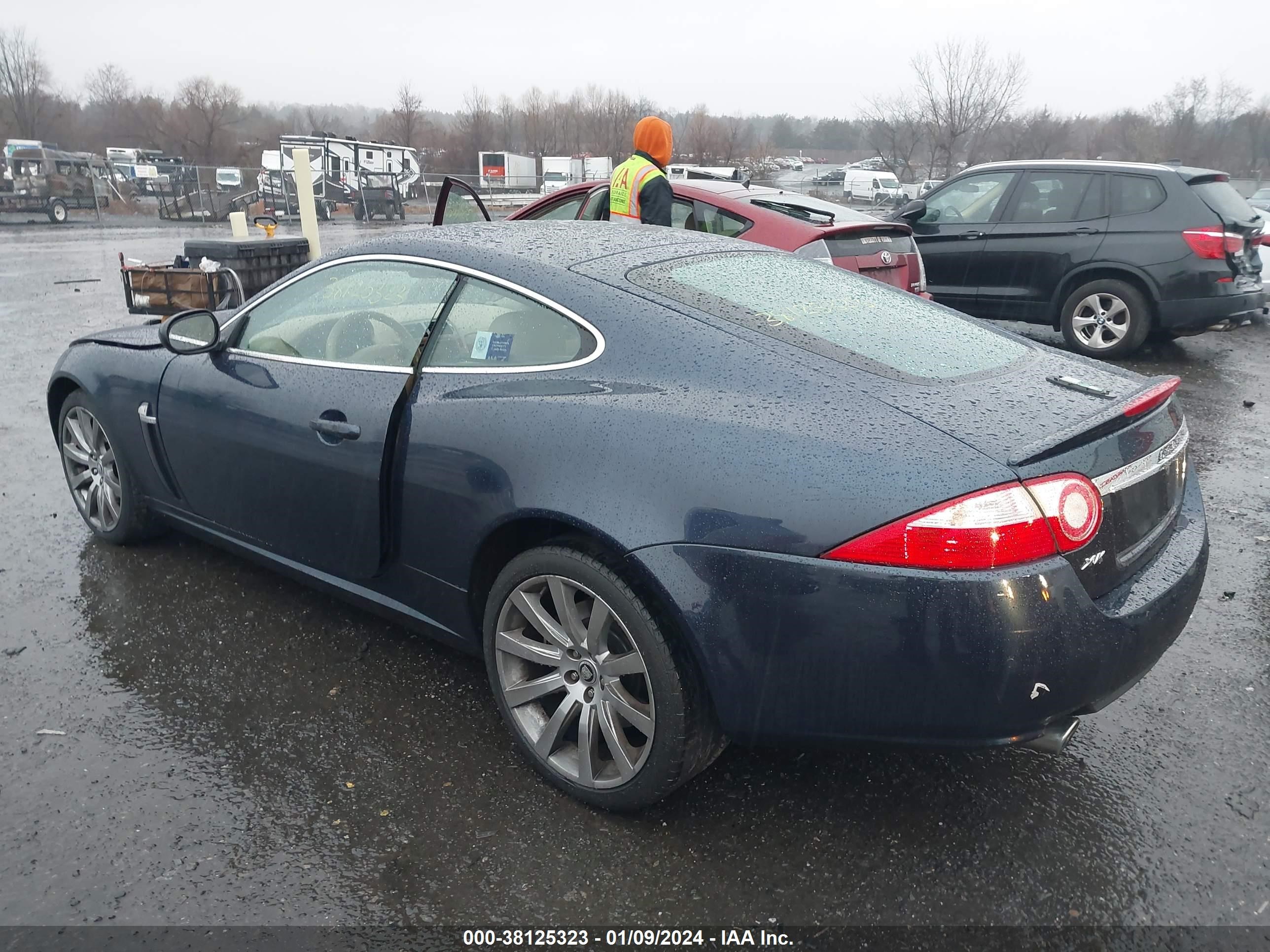 Photo 2 VIN: SAJWA43B685B21078 - JAGUAR XK 