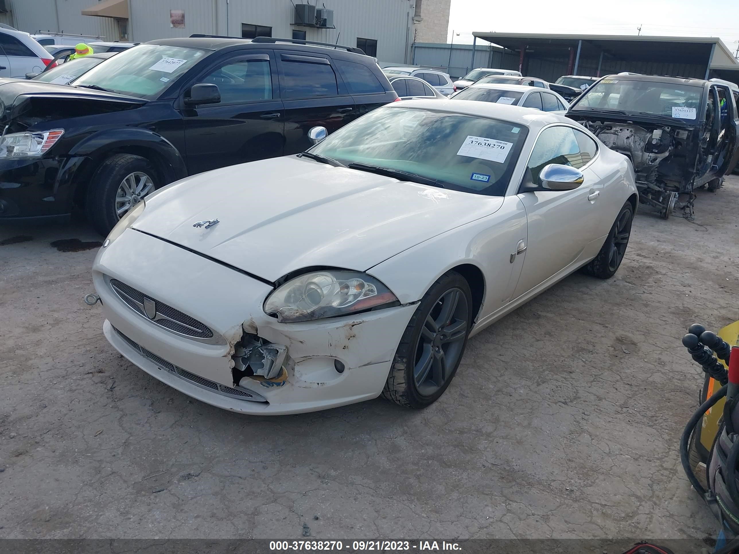 Photo 1 VIN: SAJWA43B875B17077 - JAGUAR XK 