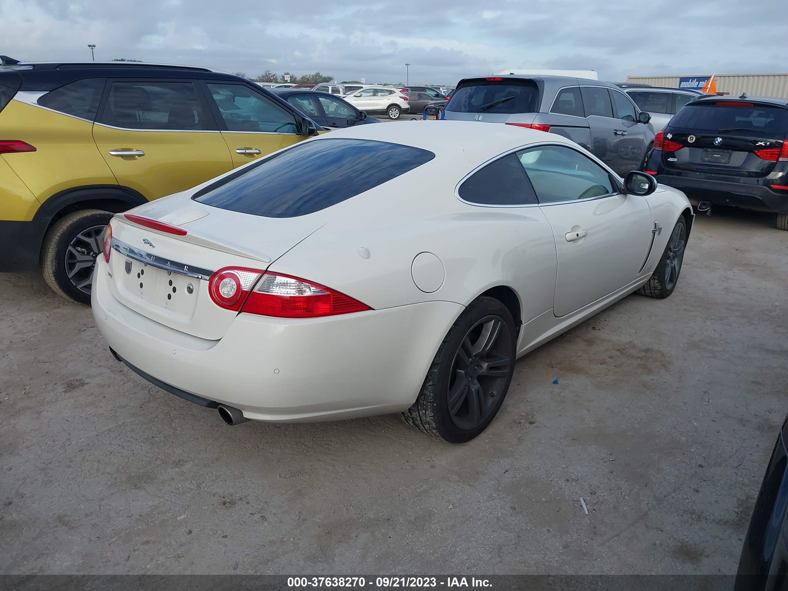 Photo 3 VIN: SAJWA43B875B17077 - JAGUAR XK 