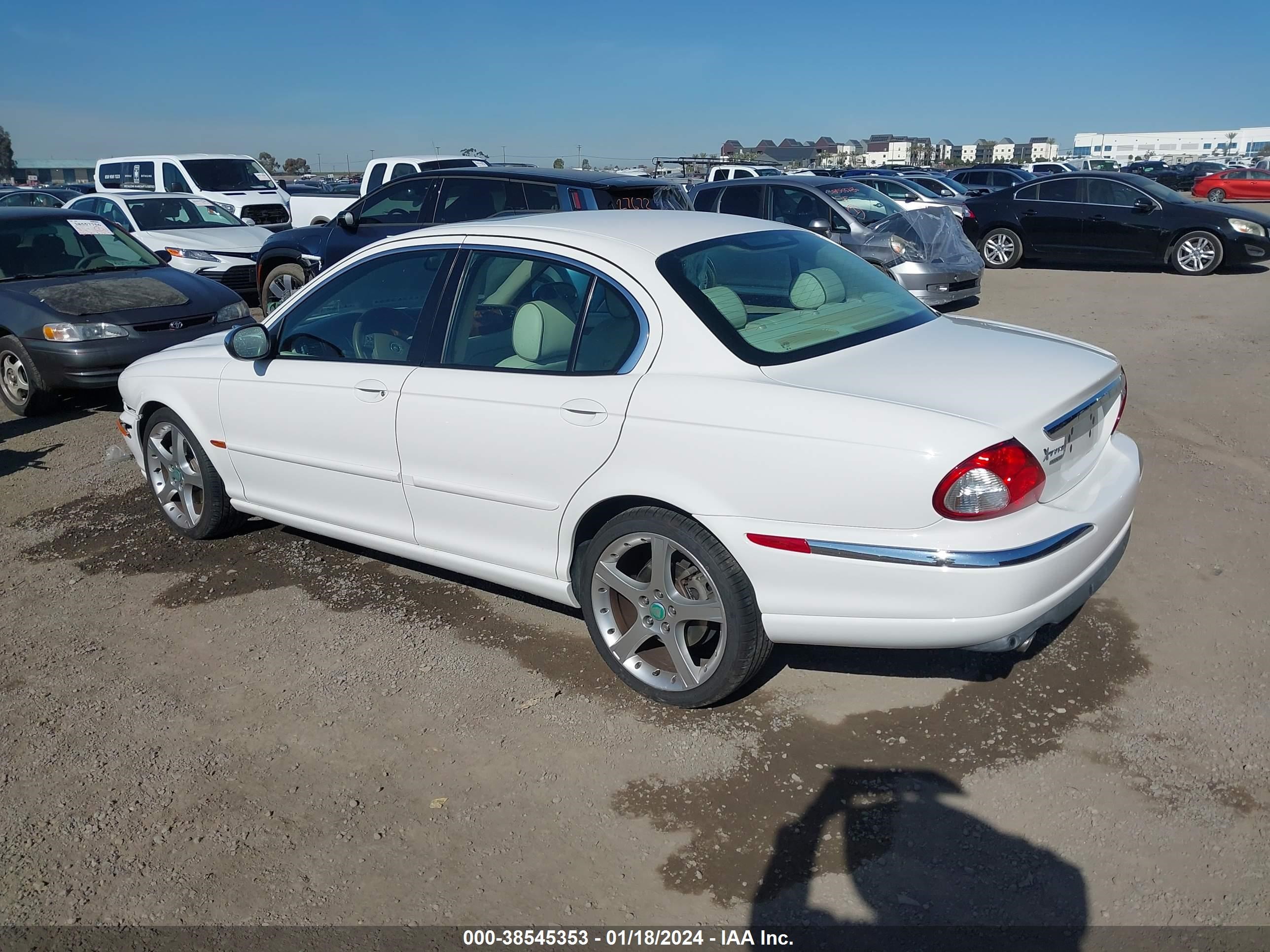 Photo 2 VIN: SAJWA51A16WE97663 - JAGUAR X-TYPE 