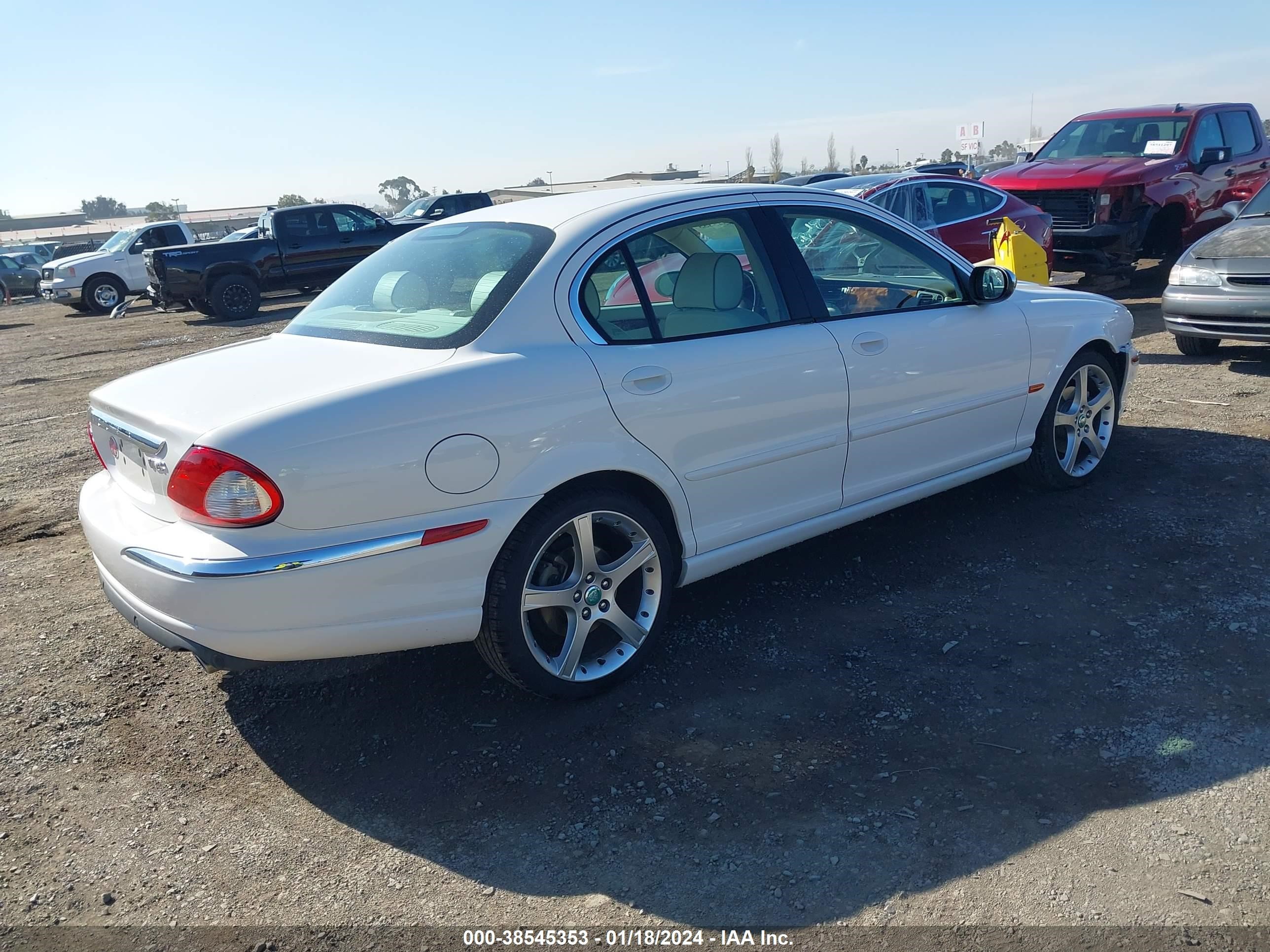 Photo 3 VIN: SAJWA51A16WE97663 - JAGUAR X-TYPE 