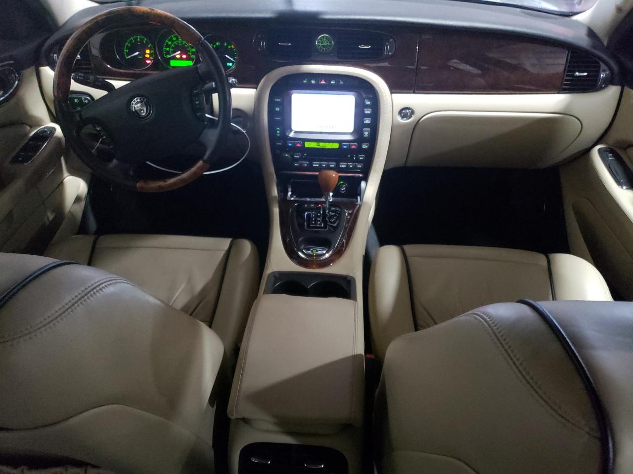 Photo 7 VIN: SAJWA71B37SH17236 - JAGUAR XJ 