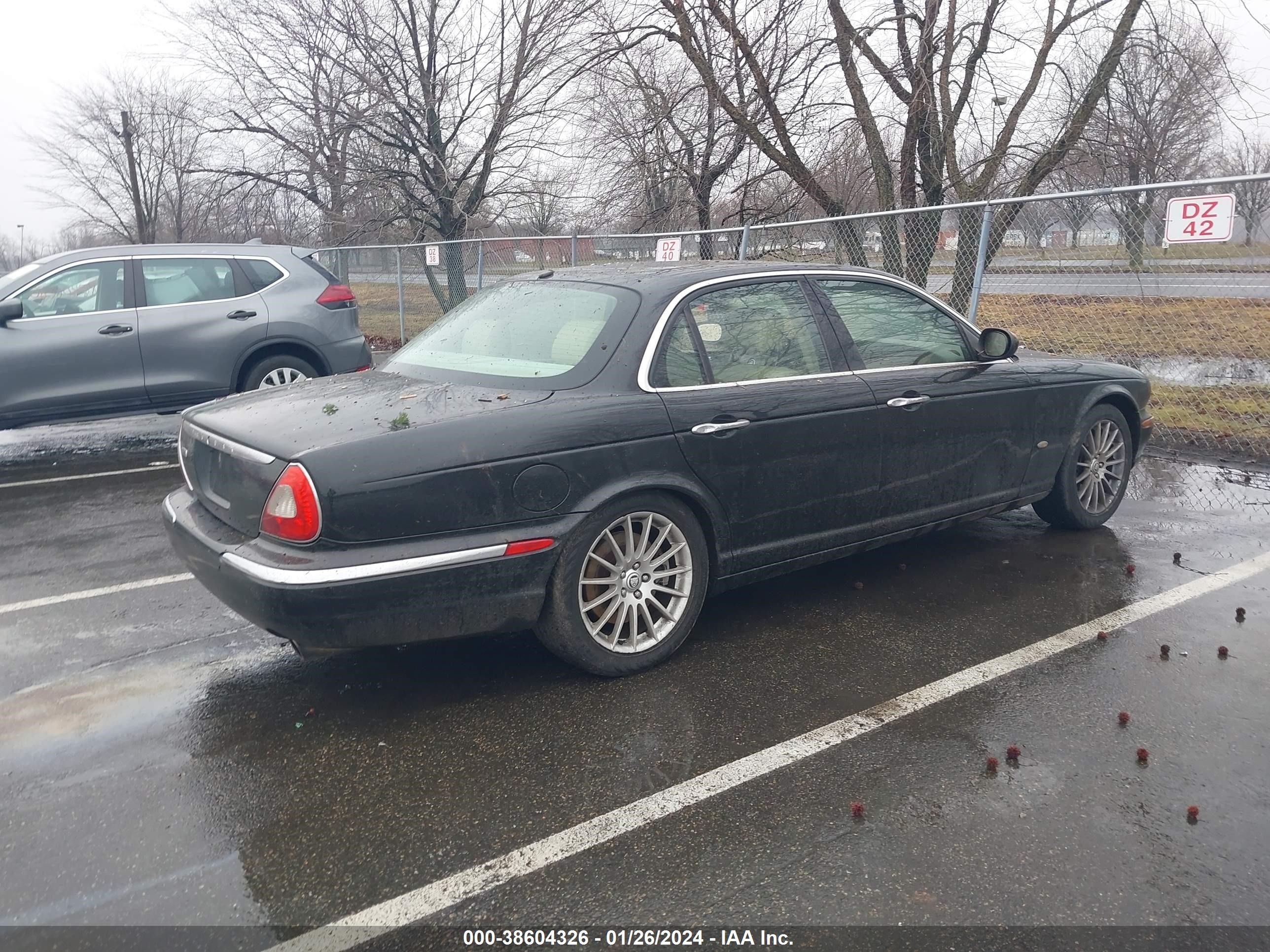 Photo 3 VIN: SAJWA71B96SH04604 - JAGUAR XJ 