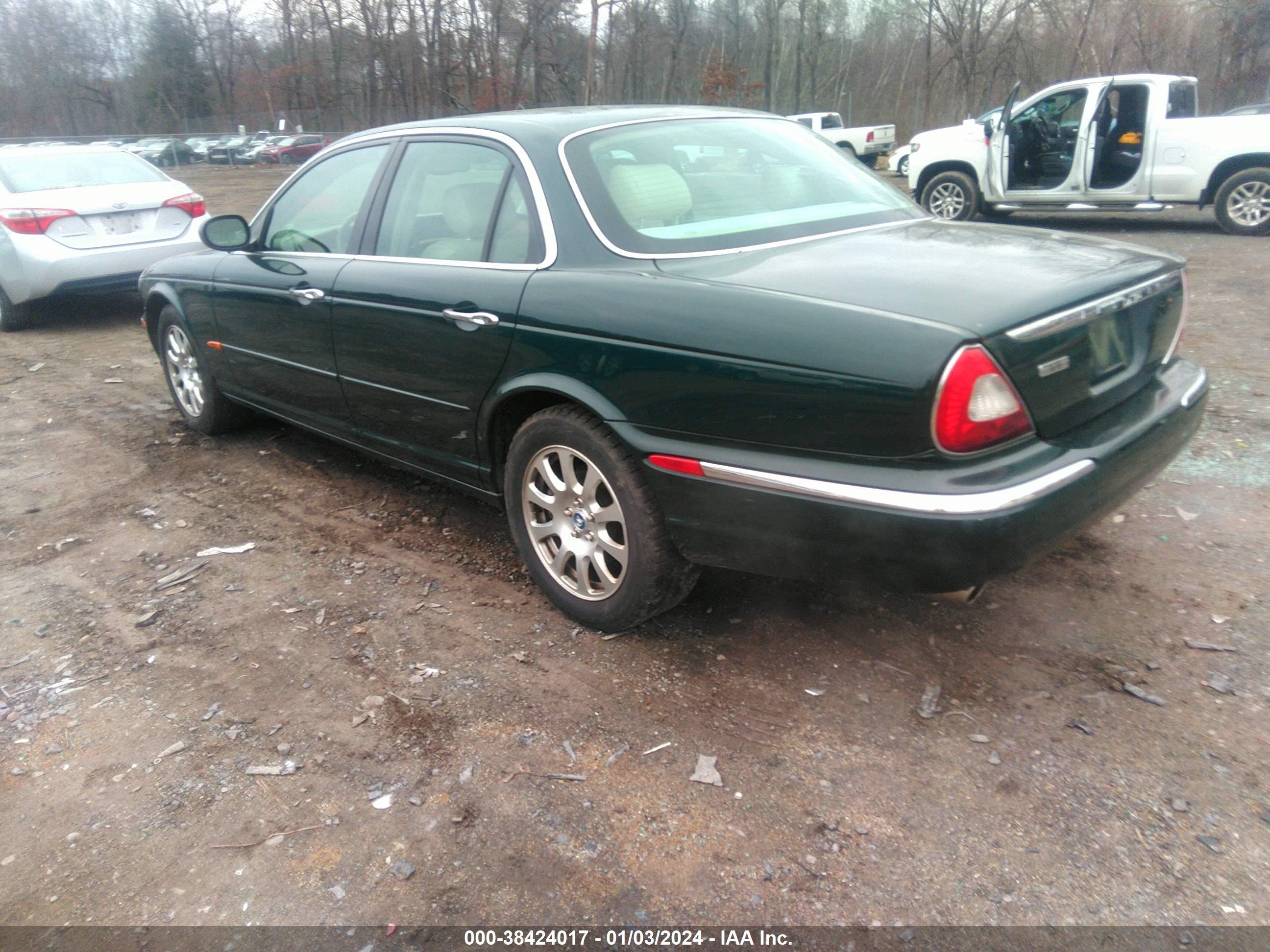 Photo 2 VIN: SAJWA71C34SG21112 - JAGUAR XJ 