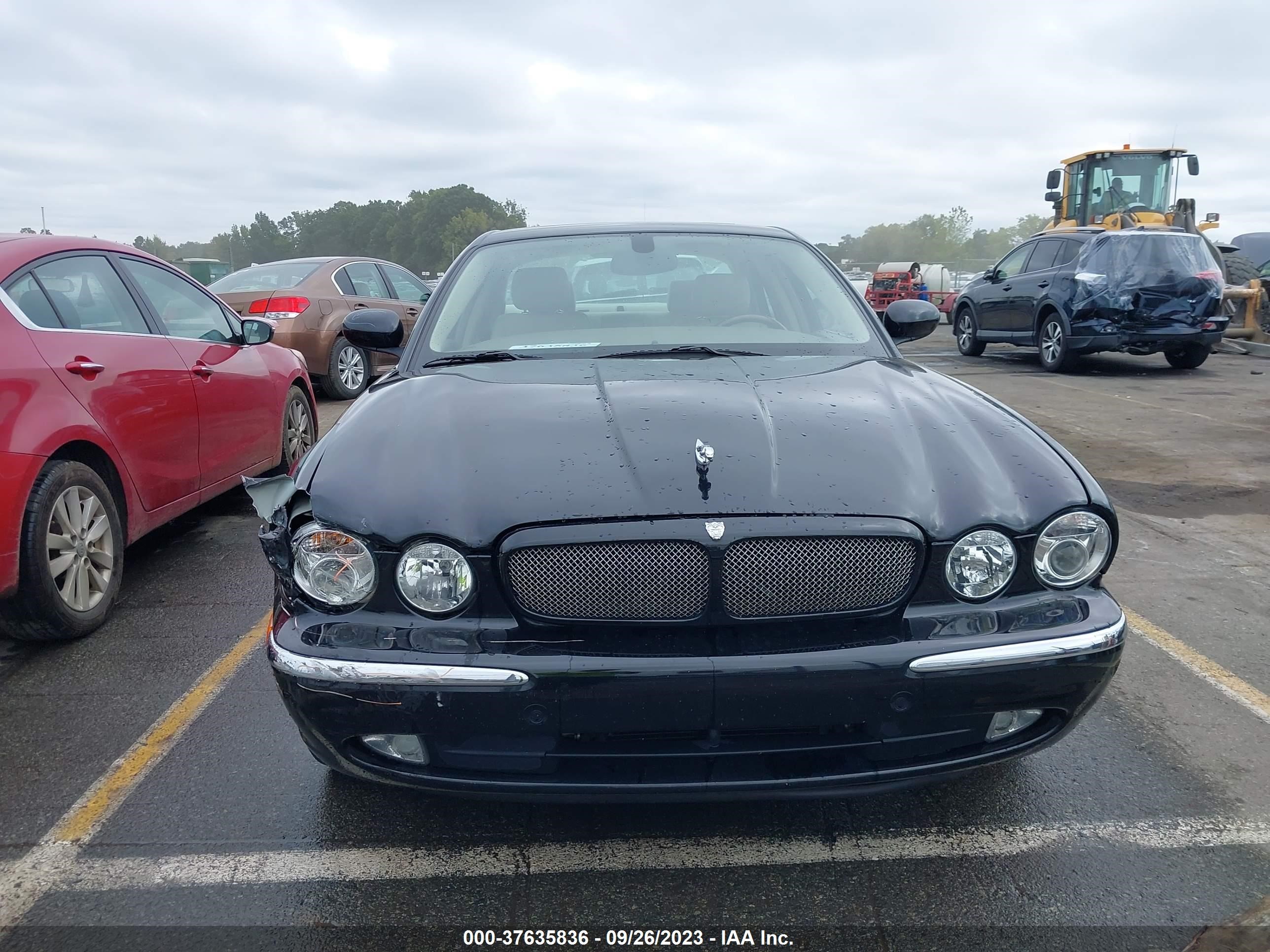 Photo 12 VIN: SAJWA73B25TG45093 - JAGUAR XJ 