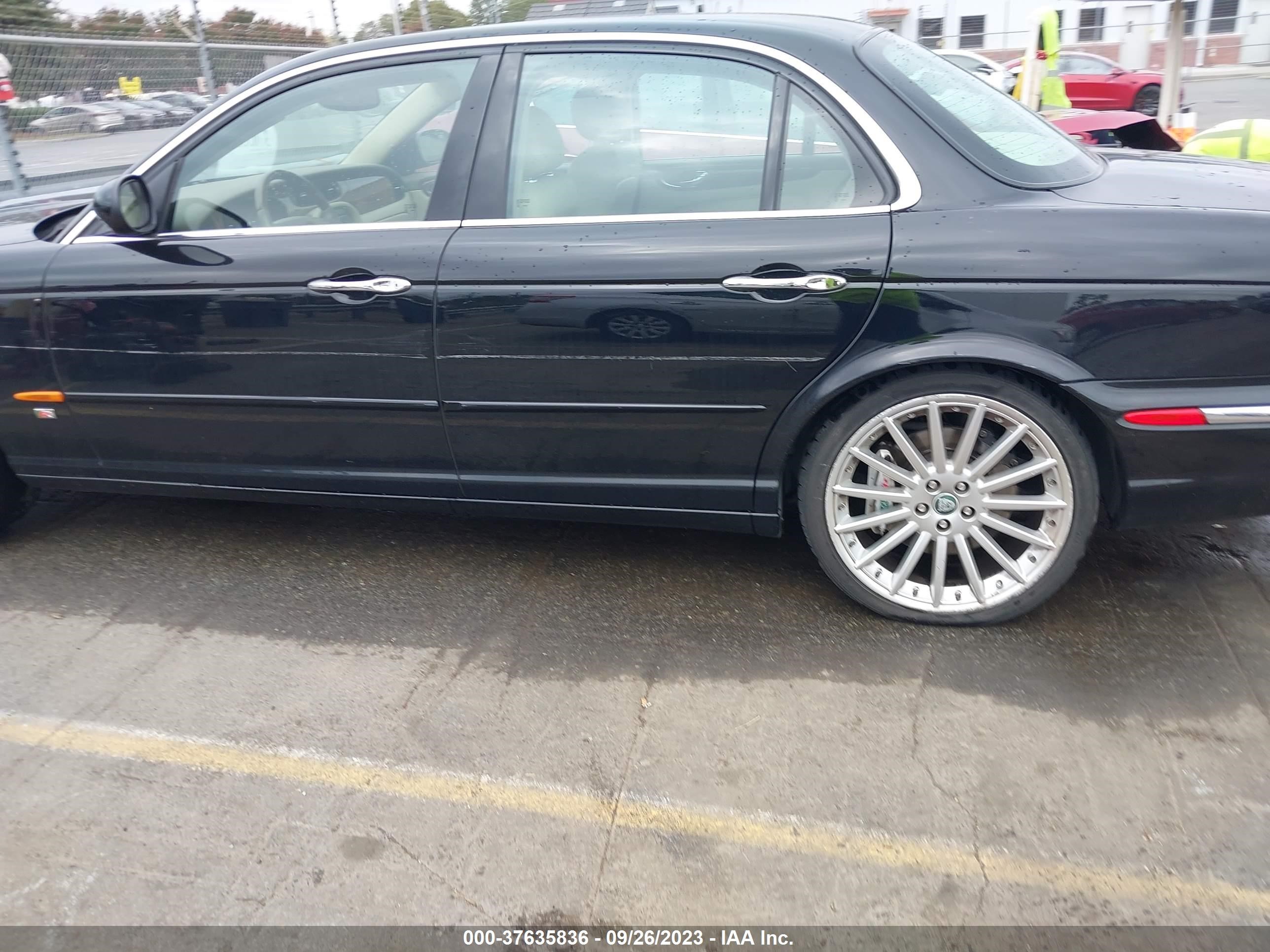 Photo 14 VIN: SAJWA73B25TG45093 - JAGUAR XJ 