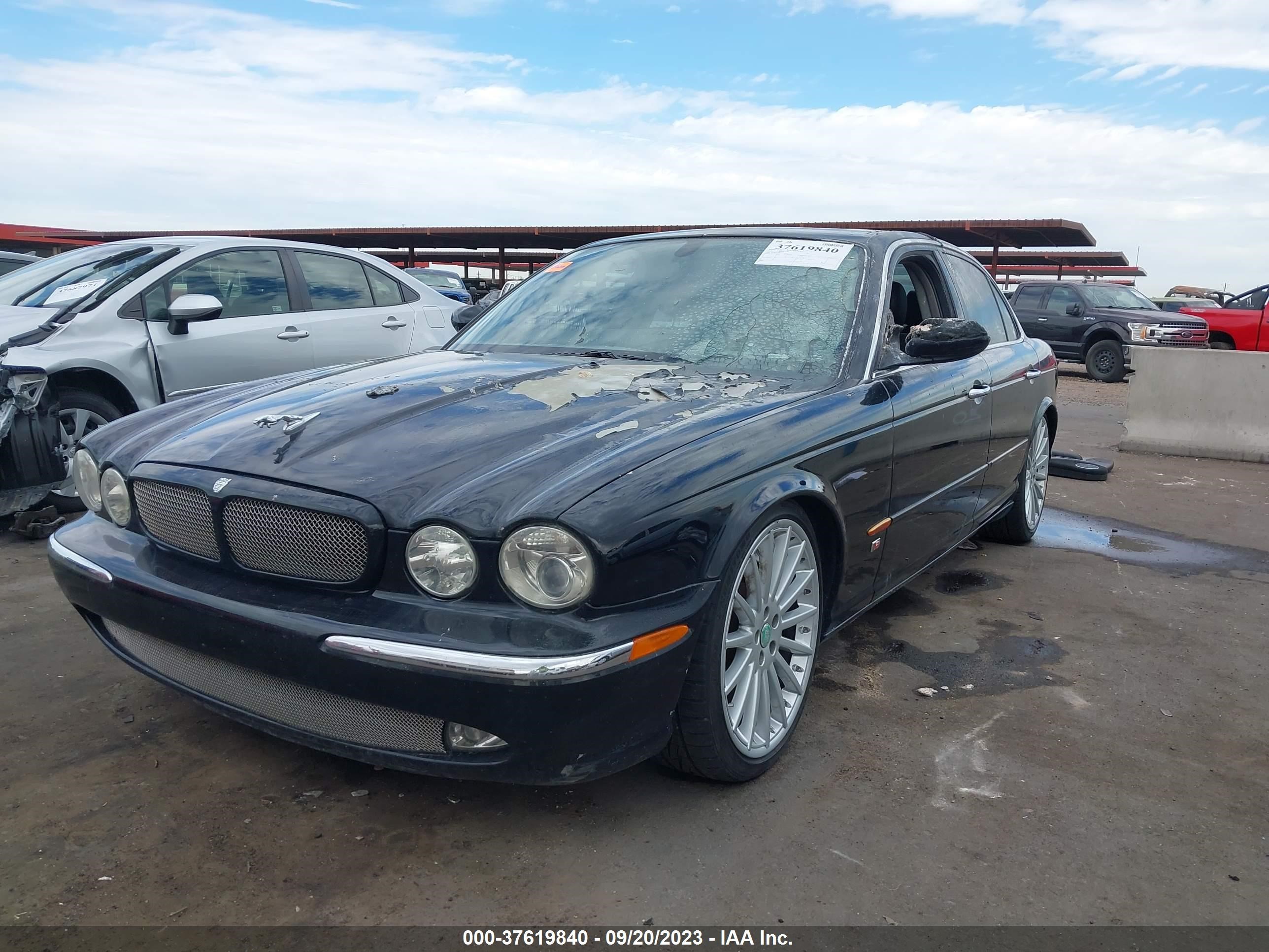 Photo 1 VIN: SAJWA73B85TG34809 - JAGUAR XJ 