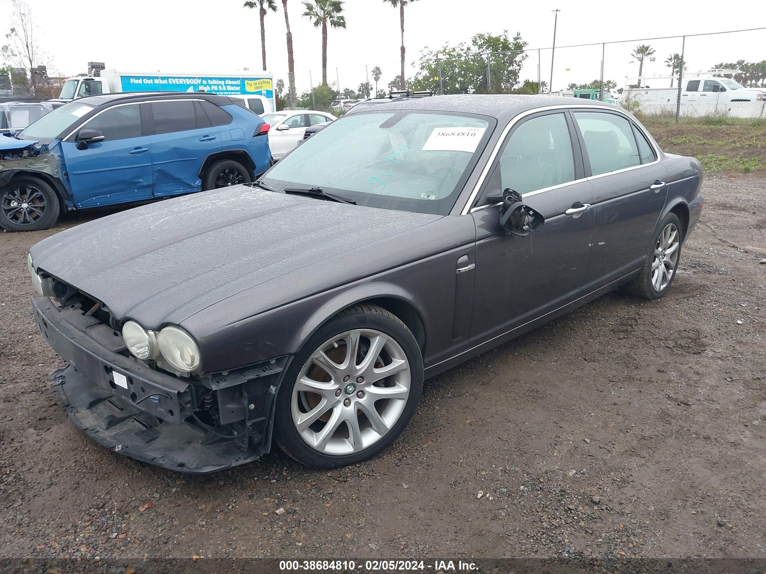 Photo 1 VIN: SAJWA79B68SH22579 - JAGUAR XJ 